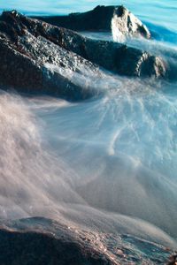 Превью обои вода, камни, макро, песок, дно