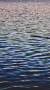 Превью обои вода, поверхность, рябь, волны