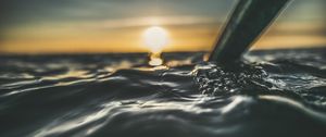 Превью обои вода, пузыри, крупным планом