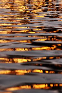Превью обои вода, река, жидкость, волны, рябь