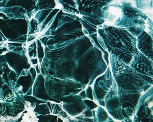 Превью обои вода, структура, круги, размытость