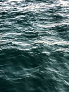 Превью обои вода, волны, блики, рябь
