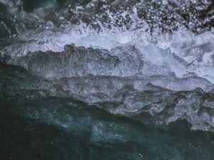 Превью обои вода, волны, брызги, пена
