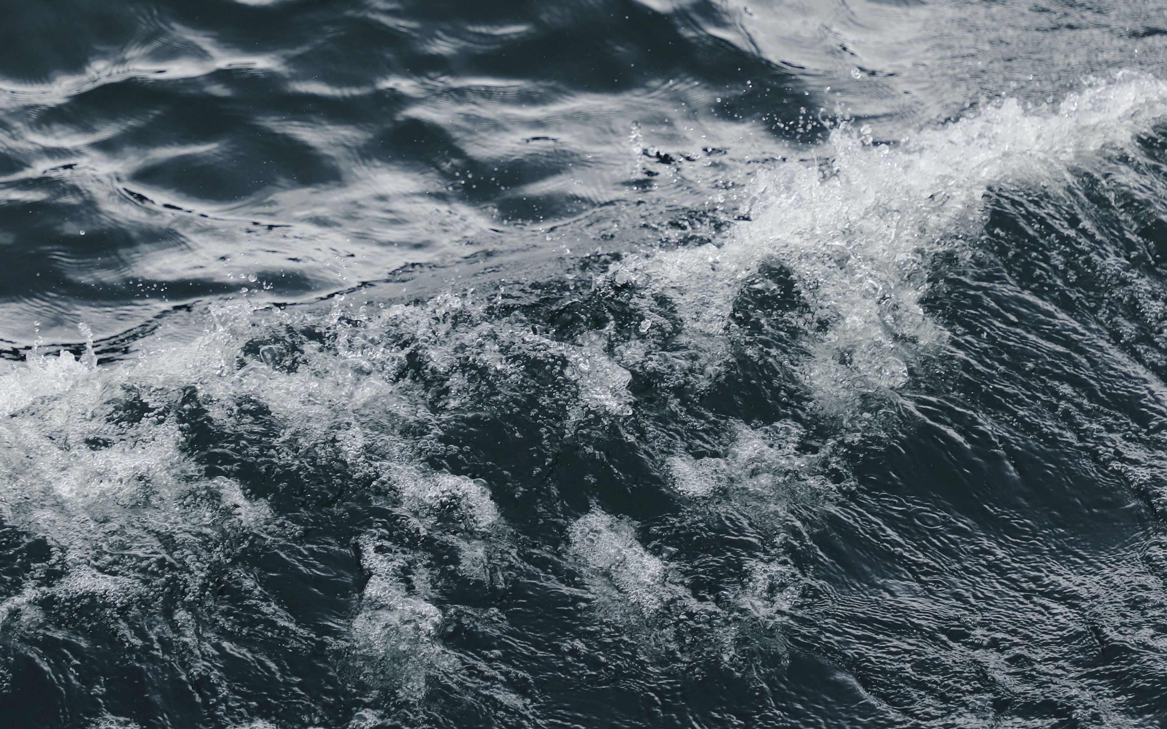 Звуковая волна под водой. Море волны вода. Брызги моря. Эффект воды волна. Столкновенье волн в море брызги.