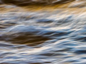 Превью обои вода, волны, размытие, абстракция