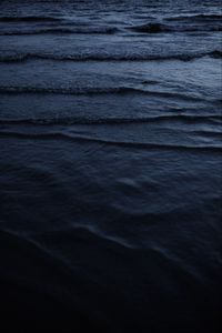 Превью обои водная гладь, рябь, волны, вода