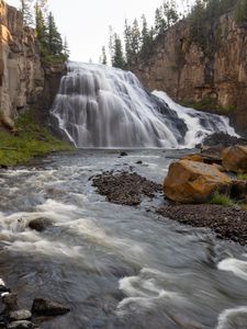 Превью обои водопад, брызги, камни, природа