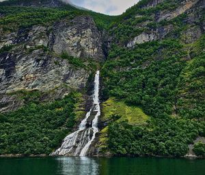 Превью обои водопад, камни, блики, течение, вода