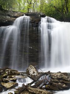 Превью обои водопад, камни, брызги, бревна, природа