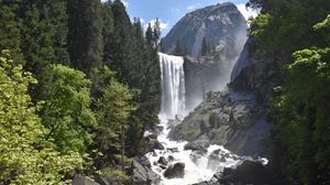 Превью обои водопад, камни, деревья, гора, природа