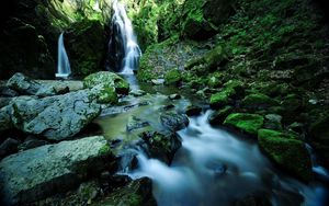 Превью обои водопад, камни, мох, вода