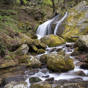 Превью обои водопад, камни, мох, природа, пейзаж