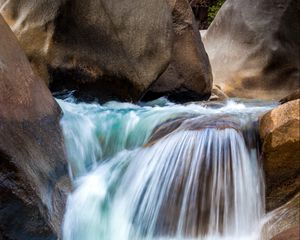 Превью обои водопад, камни, пейзаж, природа