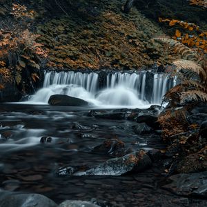 Превью обои водопад, камни, поток, скалы, трава