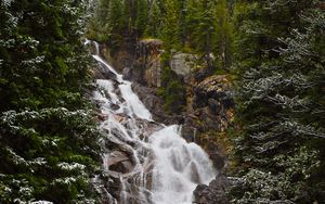 Превью обои водопад, камни, скала, деревья, снег
