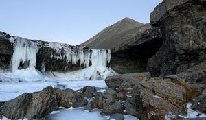 Превью обои водопад, камни, скала, лед, пейзаж