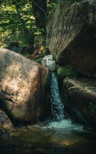 Превью обои водопад, камни, скалы, брызги, вода