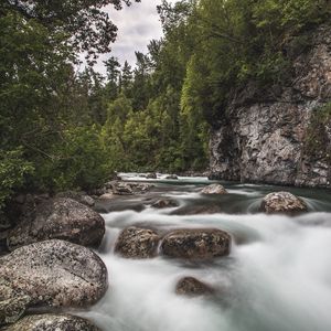 Превью обои водопад, камни, скалы, деревья