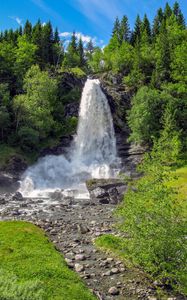 Превью обои водопад, камни, трава, деревья