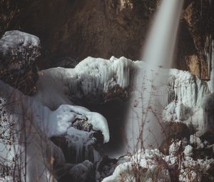 Превью обои водопад, лед, скалы, мороз, зима