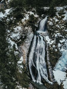 Превью обои водопад, лед, вид сверху, снег, зима, лес, деревья, ветки