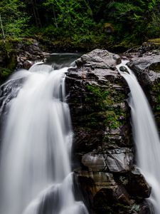 Превью обои водопад, лес, река, обрыв, вода, поток, природа