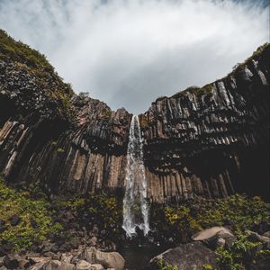 Превью обои водопад, обрыв, каменный, вода, пейзаж