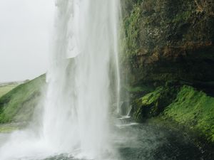 Превью обои водопад, обрыв, каменный, вода, брызги