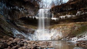 Превью обои водопад, обрыв, камни, вода, лед