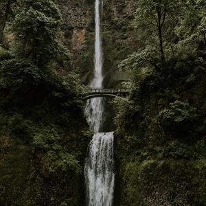 Превью обои водопад, обрыв, мост, деревья, вода