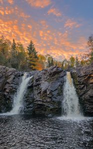 Превью обои водопад, обрыв, река, вода, пейзаж