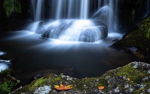 Превью обои водопад, обрыв, вода, поток, длинная выдержка