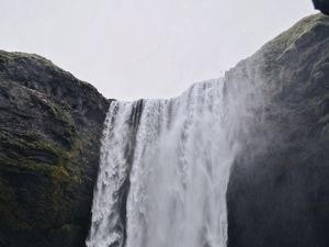 Превью обои водопад, обрыв, вода, брызги, река