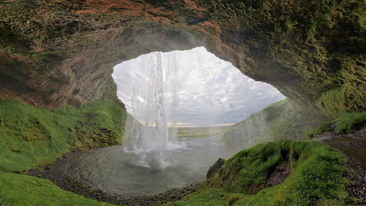 Обои водопад, пещера, исландия, мох