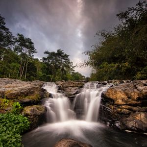 Превью обои водопад, поток, деревья, кусты, камни