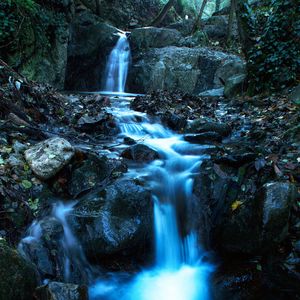 Превью обои водопад, поток, камни, сумерки