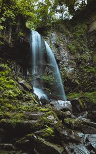 Превью обои водопад, поток, камни, мох, папоротник