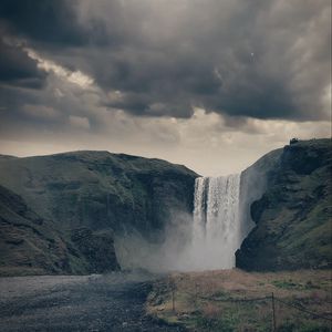 Превью обои водопад, поток, скалы, туман