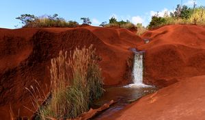 Превью обои водопад, река, песок, кусты, небо