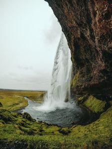 Превью обои водопад, река, скала, обрыв, пейзаж