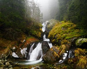 Превью обои водопад, река, туман, скалы, вода