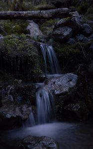 Превью обои водопад, ручей, камни, мох, вода