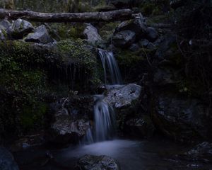 Превью обои водопад, ручей, камни, мох, вода