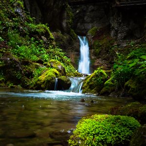 Превью обои водопад, ручей, скала, вода