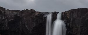 Превью обои водопад, скала, капни, пейзаж, исландия