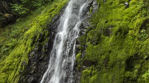Превью обои водопад, скала, мох, вода, камни