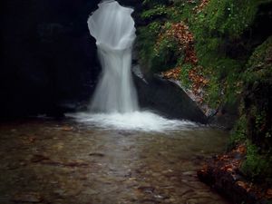 Превью обои водопад, скала, обрыв, вода, поток
