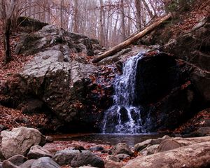 Превью обои водопад, скала, ручей, осень, природа