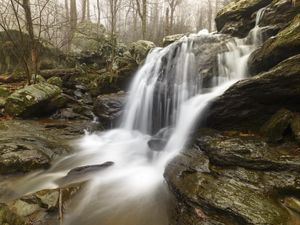 Превью обои водопад, скала, ручей, вода, туман