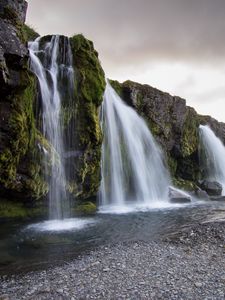 Превью обои водопад, скала, вода, пейзаж, природа, исландия